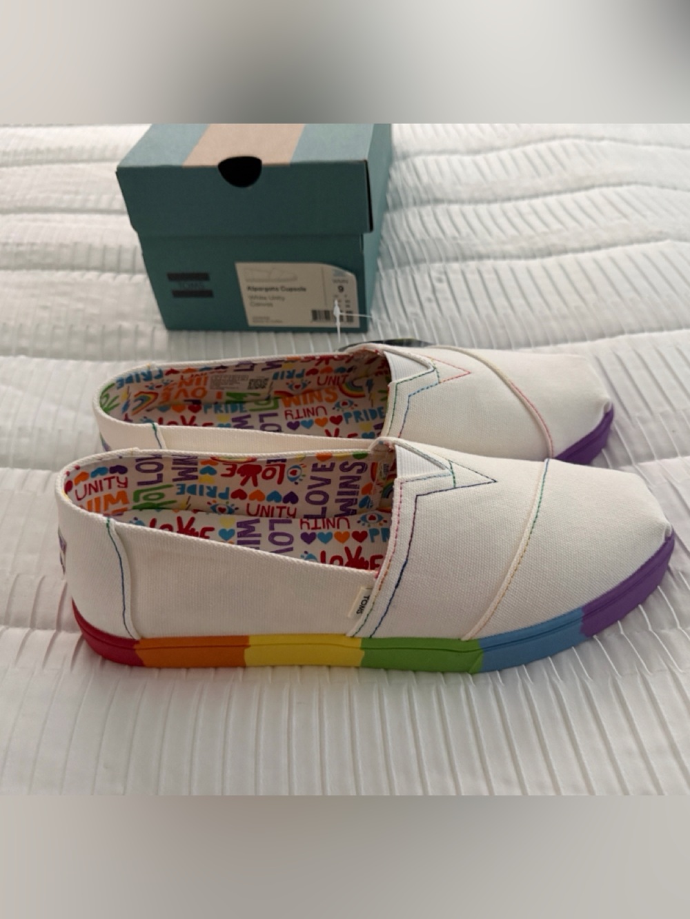 TOMS White Canvas Slip-Ons with Rainbow Pride Insole - Picture 2 of 9